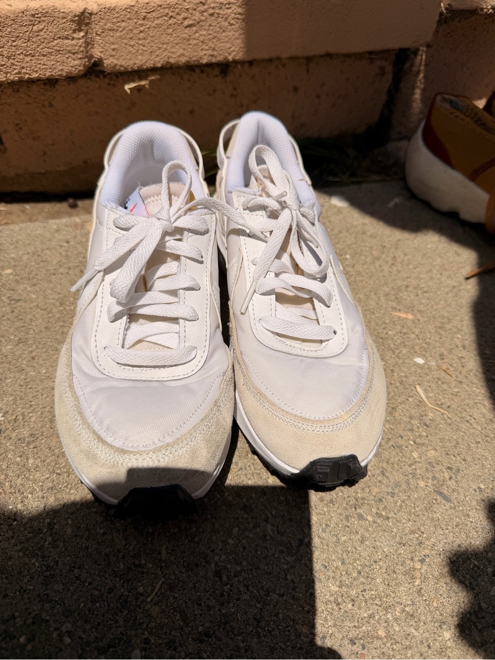 Nike Men's White and Cream Low-Top Sneakers